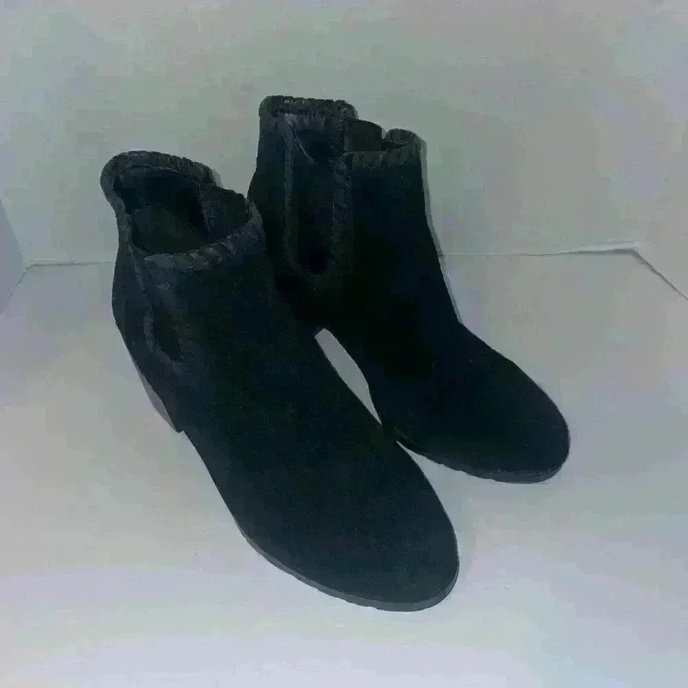 Jack Rogers waterproof suede pippa Chelsea boots‎ size 8